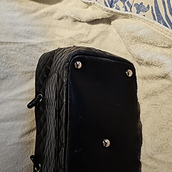 Authentic CHANEL Tote Bag Calfskin Cambon - Picture 3 of 16